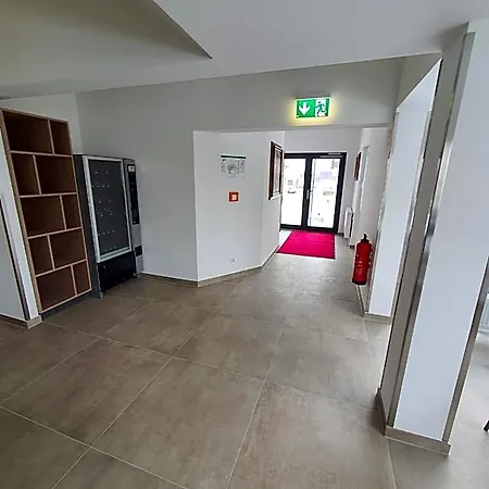 特劳博酒店 3* Moglingen