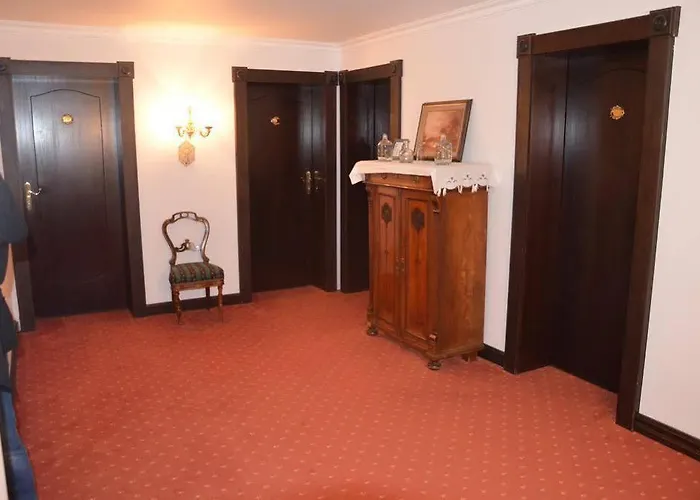 Zur Traube Szálloda Möglingen